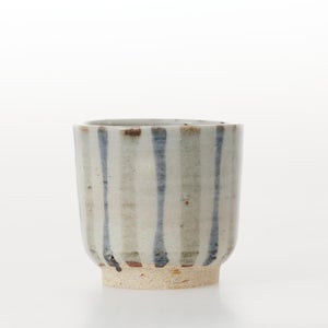 丸湯呑 呉須鉄十草 0409