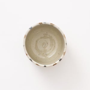 丸湯呑 呉須鉄十草 0393