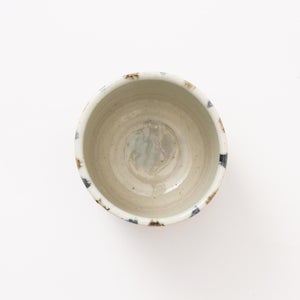 丸湯呑 呉須鉄十草 0394