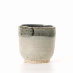 丸湯呑 呉須鉄皮鯨 0300