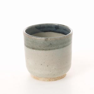 丸湯呑 呉須鉄皮鯨 0302