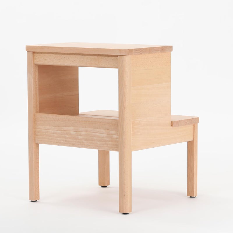 A Line Stepstool | Form＆Refine