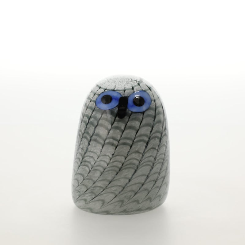 落ち着きある静かなフクロウ、イッタラ「Owlet グレー」