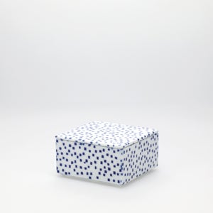 重箱 小＋蓋セット 四角ちらし/呉須 0004