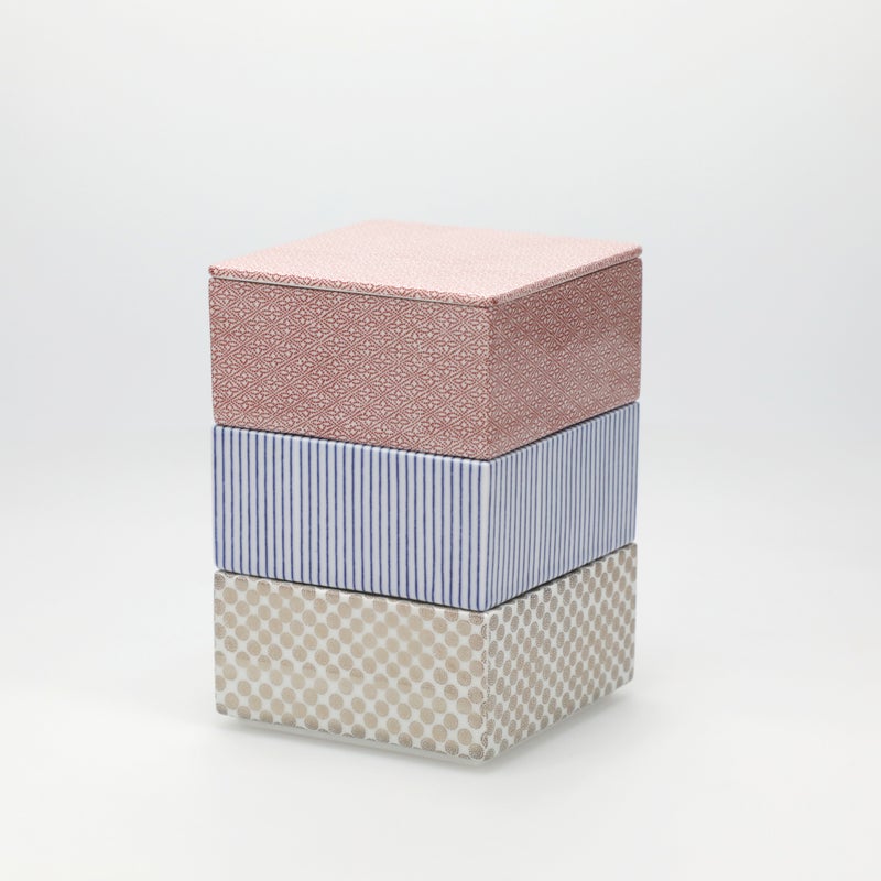 TIME & STYLE 重箱｜小振りな磁器で日常も晴れの日も