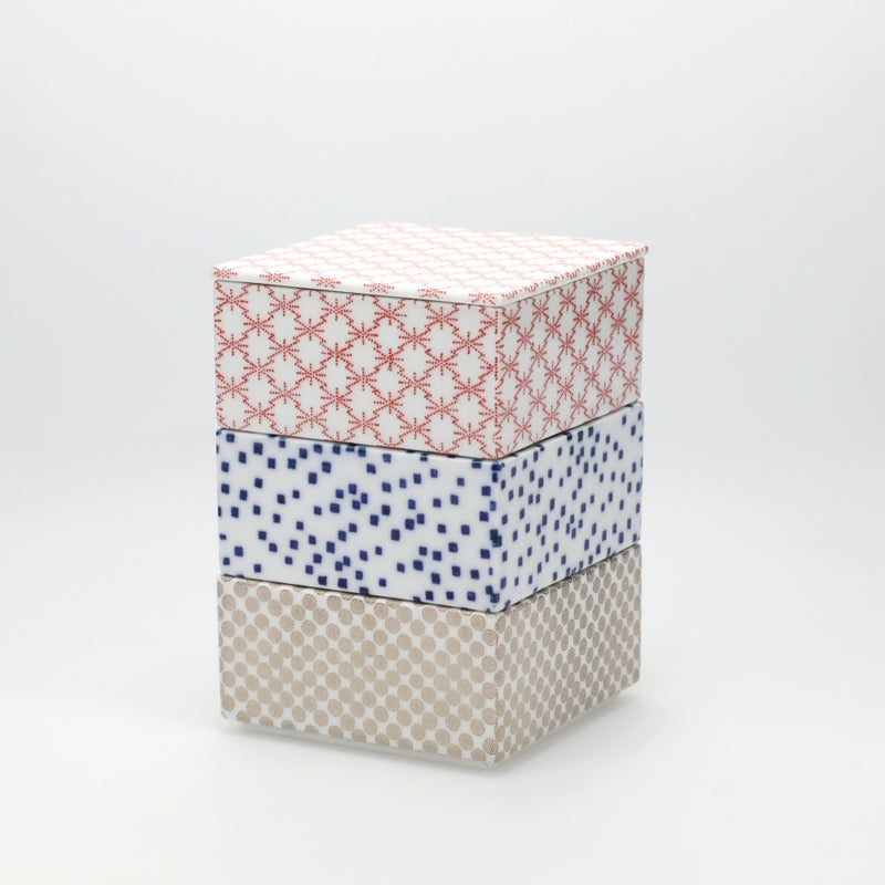 TIME & STYLE 重箱｜小振りな磁器で日常も晴れの日も