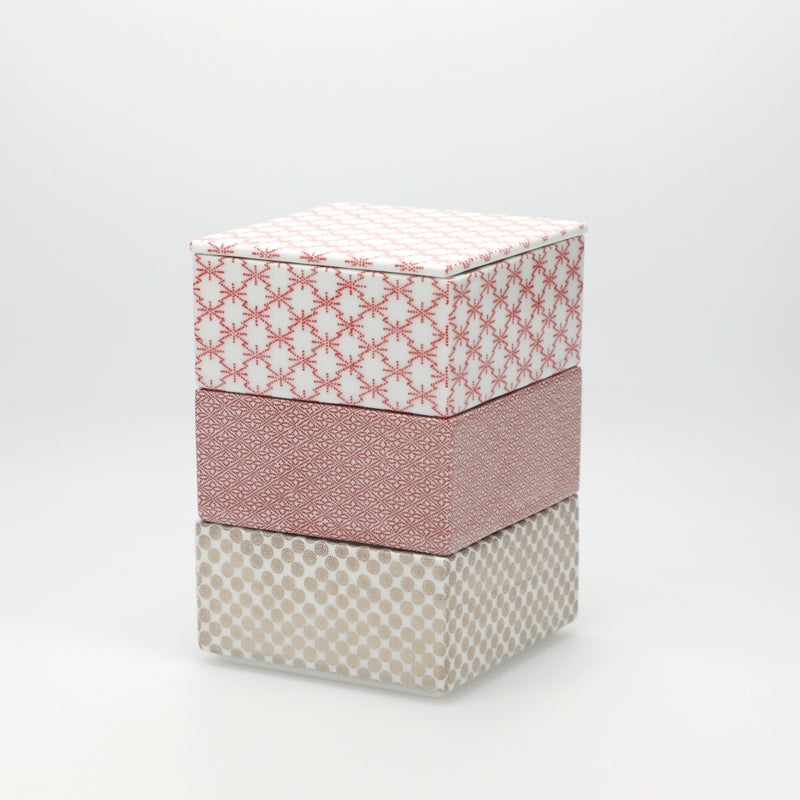 TIME & STYLE 重箱｜小振りな磁器で日常も晴れの日も